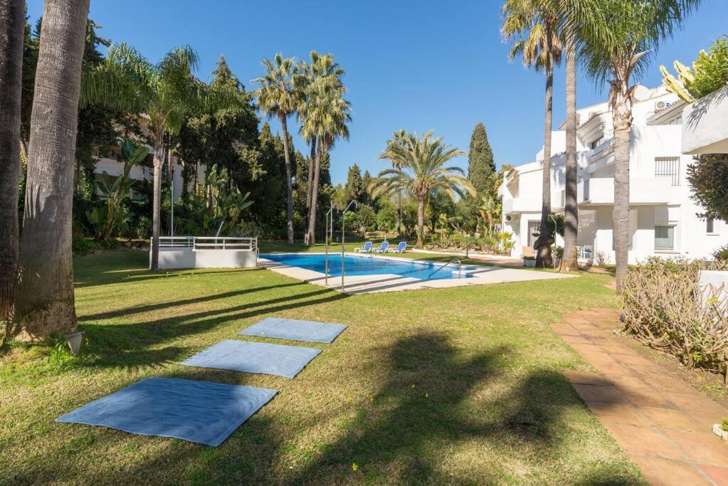 Incredible Luxury Location In Puerto Banus Beach For Families Marbella Exteriör bild