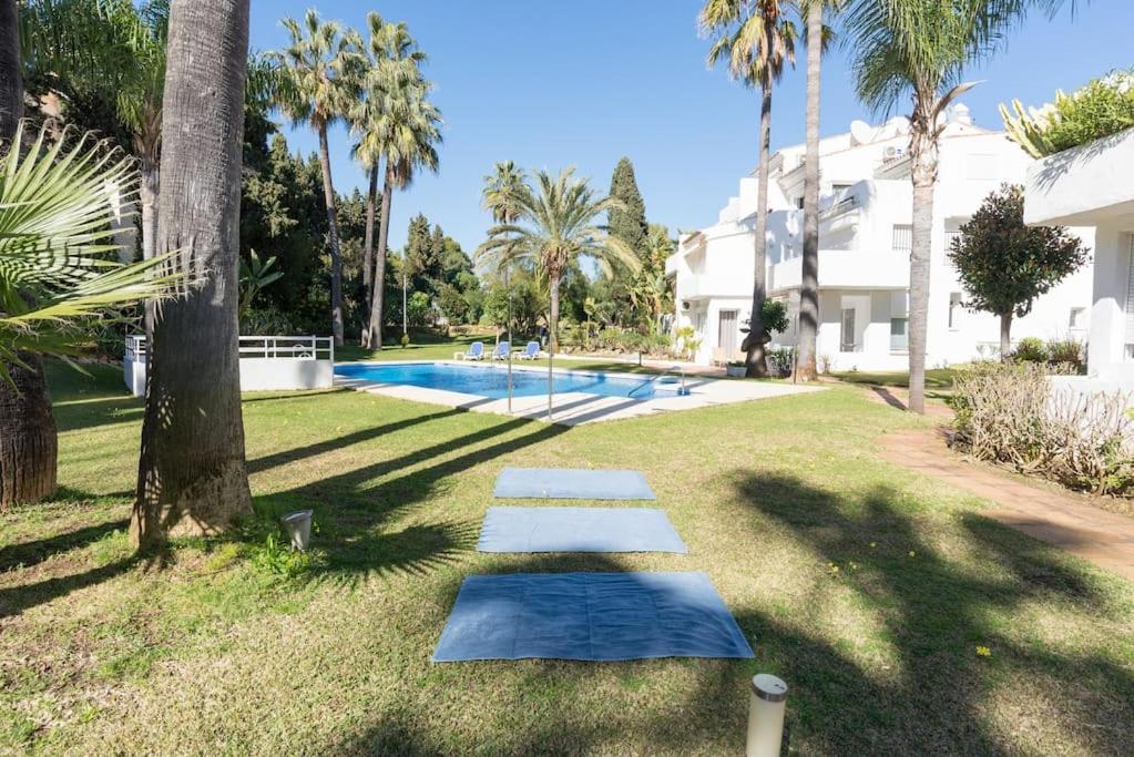 Incredible Luxury Location In Puerto Banus Beach For Families Marbella Exteriör bild