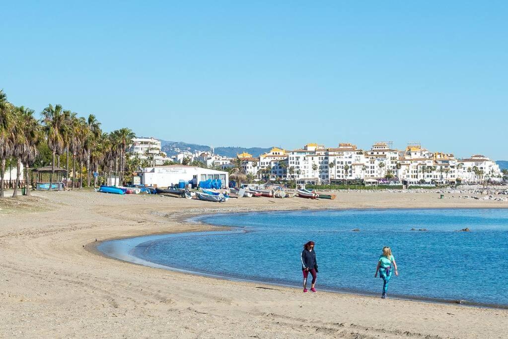Incredible Luxury Location In Puerto Banus Beach For Families Marbella Exteriör bild