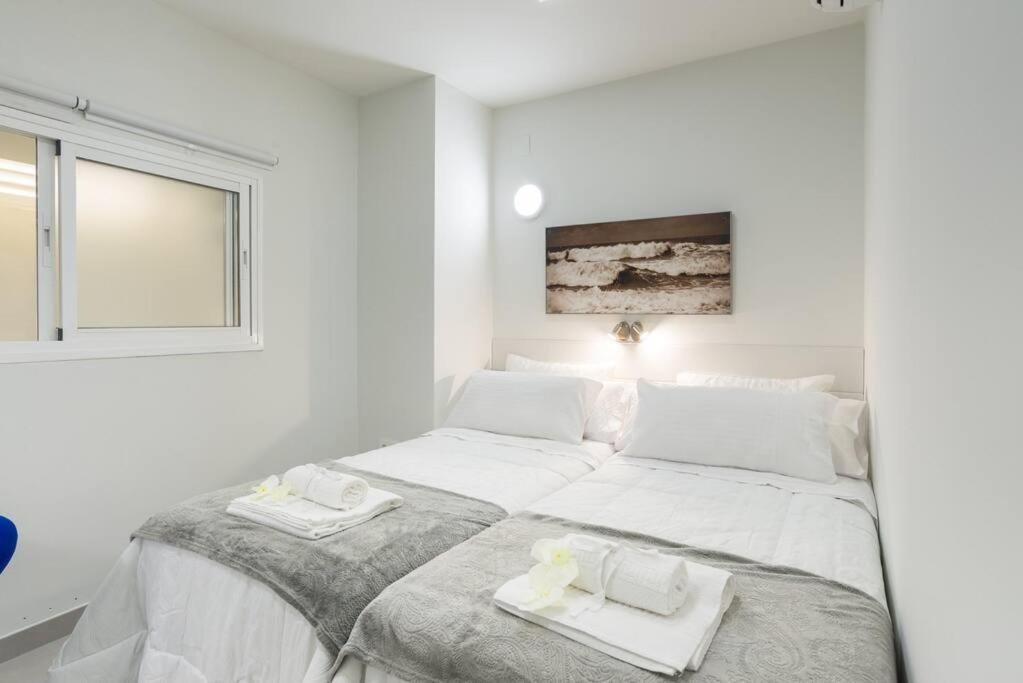 Incredible Luxury Location In Puerto Banus Beach For Families Marbella Exteriör bild