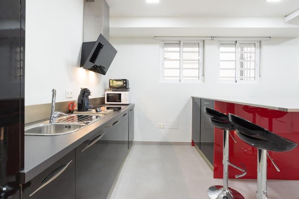 Incredible Luxury Location In Puerto Banus Beach For Families Marbella Exteriör bild